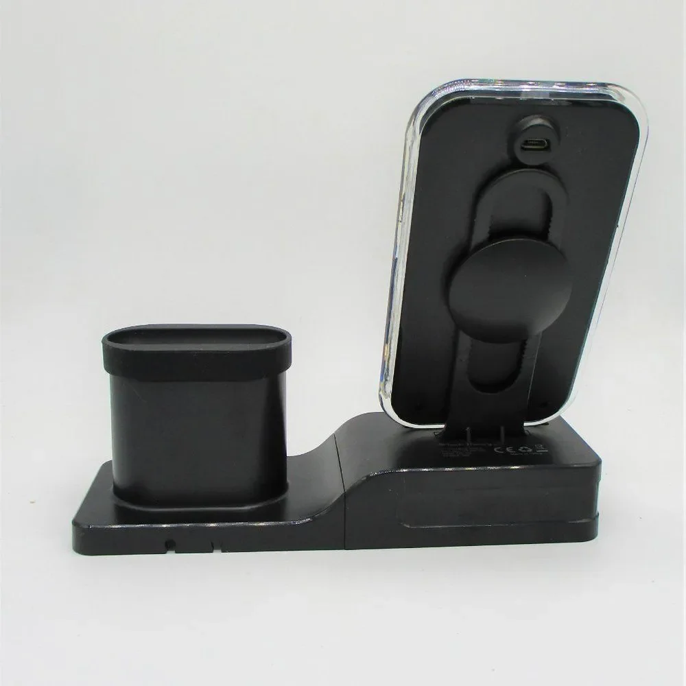 Aduro 3-in-1 Qi Wireless Desktop Charging Station